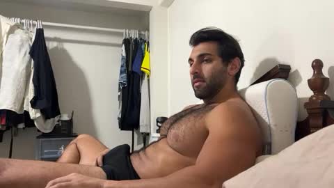 fitcurvyman4fun_69 online show from October 24, 11:56 pm