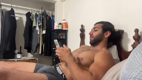 Snapshot of fitcurvyman4fun_69 chatting on May 16, 2:16 pm fitcurvyman4fun_69 online show from May 16, 2:16 pm