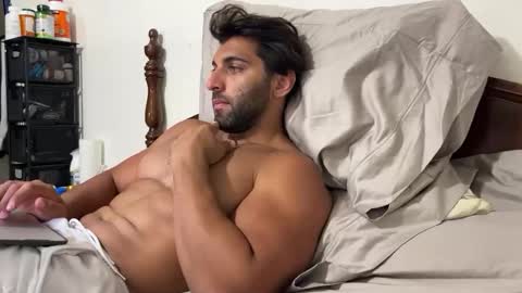Snapshot of fitcurvyman4fun_69 chatting on May 27, 5:21 pm fitcurvyman4fun_69 online show from May 27, 5:21 pm