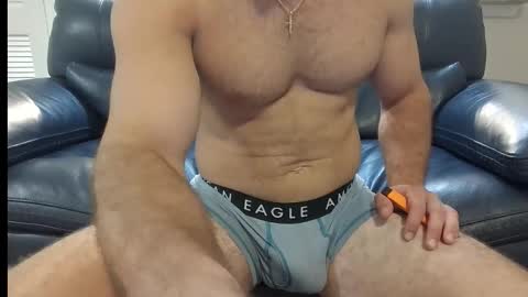 Snapshot of fitdad420 chatting on October 30, 6:48 am fitdad420 online show from October 30, 6:48 am