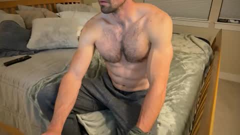 fitfunweird online show from November 16, 2:39 am