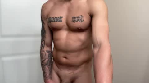 fithornyandtatted online show from May 12, 11:13 pm