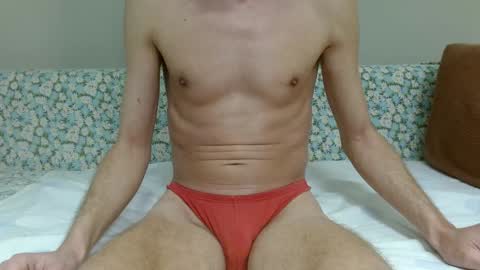 Snapshot of fithotguy90 chatting on January 11, 12:22 am Luis online show from January 11, 12:22 am