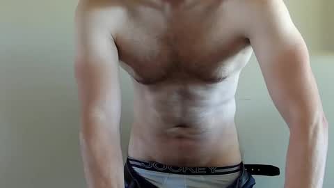 fithubby80 online show from October 8, 6:49 pm