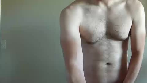 fithubby80 online show from October 13, 3:01 pm