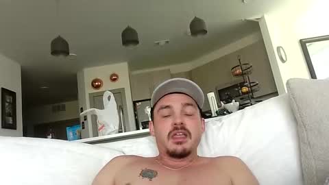 Fitnessbro33 online show from September 28, 6:35 pm