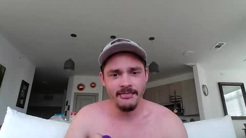 Fitnessbro33 online show from October 4, 11:25 pm