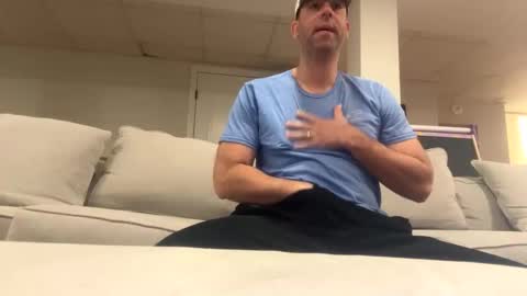 Snapshot of fittallhungdilf chatting on March 30, 9:38 pm fittallhungdilf online show from March 30, 9:38 pm