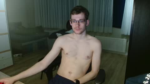 Fitwhiteboy01 online show from November 9, 5:33 pm