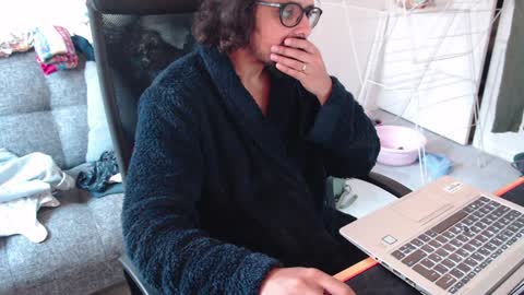 fizz6572 online show from December 16, 8:41 am