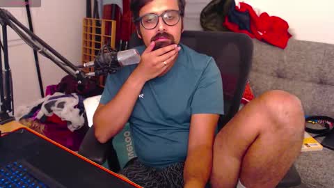 fizz6572 online show from November 1, 9:06 pm