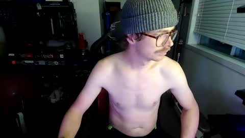 fizzyjustsnow420 online show from February 28, 11:06 pm