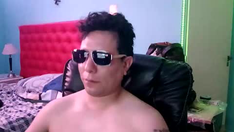 Snapshot of fkbmike chatting on November 16, 6:30 am fkbmike online show from November 16, 6:30 am