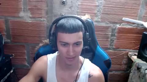  FLACO  online show from December 1, 4:29 pm