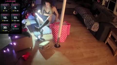 Snapshot of flakoyflaki chatting on December 20, 11:37 pm flakoyflaki online show from December 20, 11:37 pm