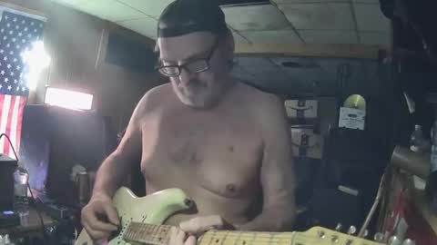 flamingfartguy online show from October 3, 7:55 pm