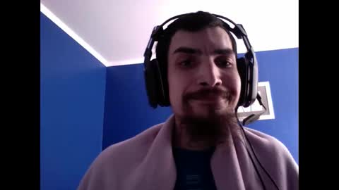 Flamingolindo online show from November 3, 8:10 pm