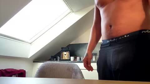 Snapshot of flashi1990 chatting on November 8, 2:39 pm flashi1990 online show from November 8, 2:39 pm