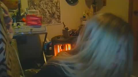 flavorbucks666 online show from January 18, 4:49 am