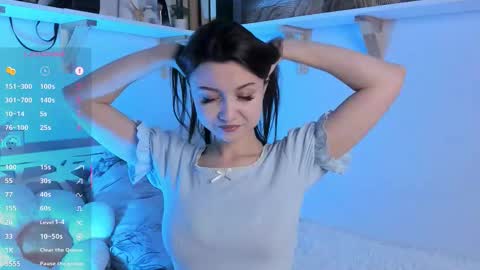 Cheryl 3 online show from December 5, 10:46 am