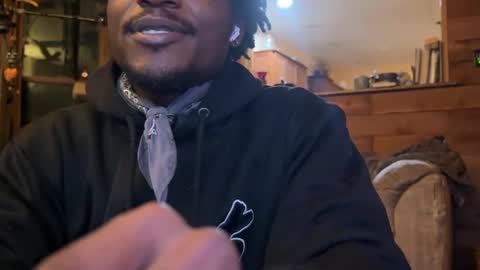 Snapshot of fleshbae chatting on February 20, 3:01 am fleshbae online show from February 20, 3:01 am