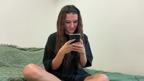 Snapshot of fleshxfairy chatting on September 17, 3:46 pm fleshxfairy online show from September 17, 3:46 pm