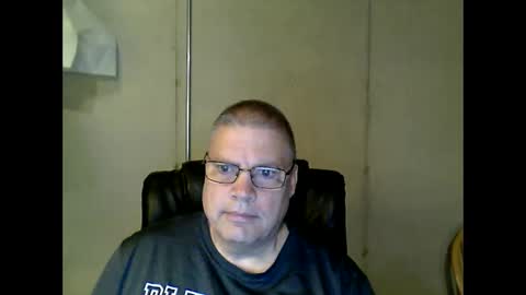 Snapshot of fletch32 chatting on May 10, 3:06 pm jd online show from May 10, 3:06 pm