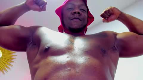 Snapshot of flex_taylor chatting on December 18, 12:38 am Flex Taylor online show from December 18, 12:38 am