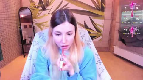 FlexiMona online show from March 22, 9:02 am