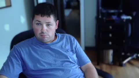 Snapshot of flguy_mike chatting on October 15, 5:24 pm FL guy online show from October 15, 5:24 pm