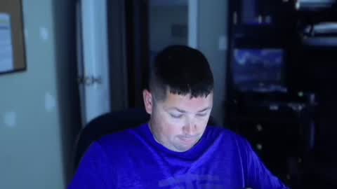 Snapshot of flguy_mike chatting on October 28, 12:41 pm FL guy online show from October 28, 12:41 pm