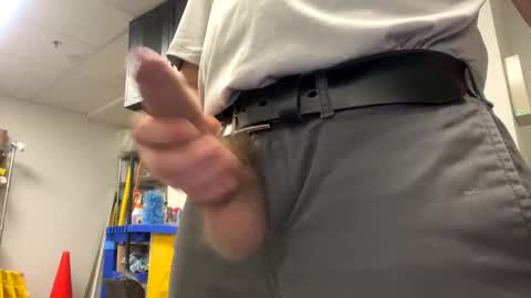 Snapshot of flintstones_rock chatting on December 19, 9:28 pm flintstones_rock online show from December 19, 9:28 pm