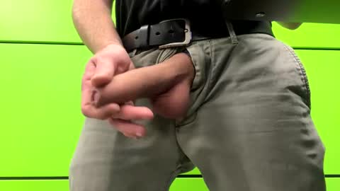 Snapshot of flintstones_rock chatting on January 24, 1:13 am flintstones_rock online show from January 24, 1:13 am