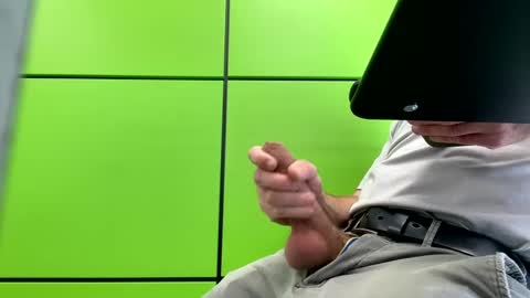 Snapshot of flintstones_rock chatting on February 27, 6:42 pm flintstones_rock online show from February 27, 6:42 pm