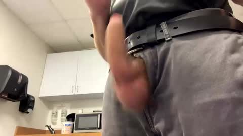 Snapshot of flintstones_rock chatting on October 27, 6:45 pm flintstones_rock online show from October 27, 6:45 pm