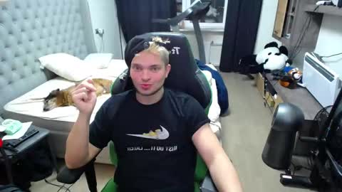 Flirty sugar online show from November 20, 9:25 pm