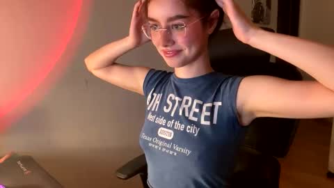 Cutie online show from March 15, 11:55 pm