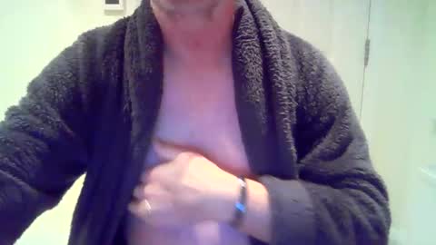 flirtyguy62 online show from January 8, 3:58 pm