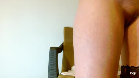 flirtysecretary123 online show from December 13, 8:58 pm