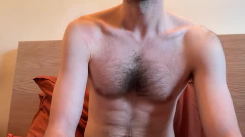 Snapshot of float47 chatting on January 7, 3:47 pm float47 online show from January 7, 3:47 pm