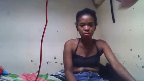 Snapshot of flooziinee chatting on October 22, 5:56 pm flooziinee online show from October 22, 5:56 pm