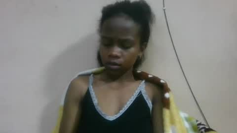 Snapshot of flora48230522373 chatting on June 15, 6:59 am flora48230522373 online show from June 15, 6:59 am