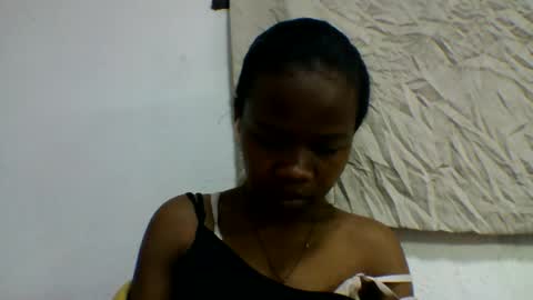 Snapshot of flora48230522373 chatting on July 22, 1:52 am flora48230522373 online show from July 22, 1:52 am