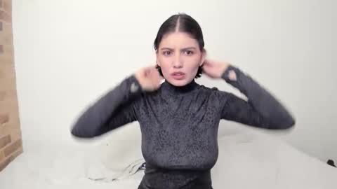 Tell me My Love online show from November 29, 1:30 am