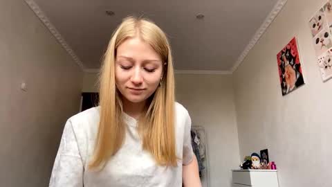 May online show from September 25, 9:02 am
