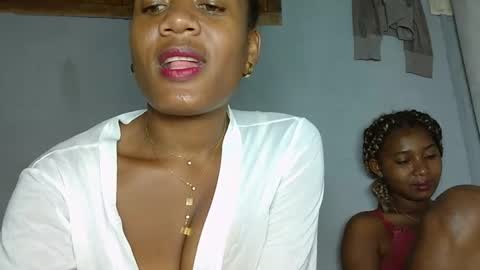 Snapshot of florencia011 chatting on January 24, 2:07 am florencia011 online show from January 24, 2:07 am