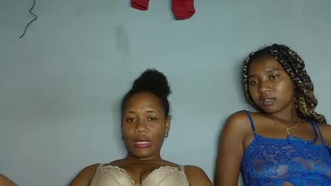 Snapshot of florencia011 chatting on January 25, 6:57 pm florencia011 online show from January 25, 6:57 pm