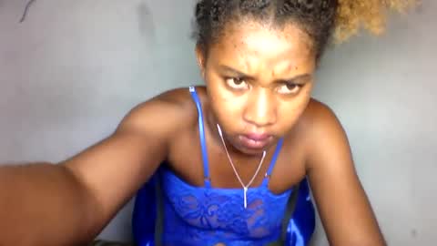 Snapshot of florencia011 chatting on January 26, 12:05 am florencia011 online show from January 26, 12:05 am