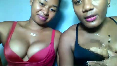 Snapshot of florencia011 chatting on February 27, 5:47 pm florencia011 online show from February 27, 5:47 pm