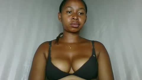 florencia011 online show from December 15, 10:52 am